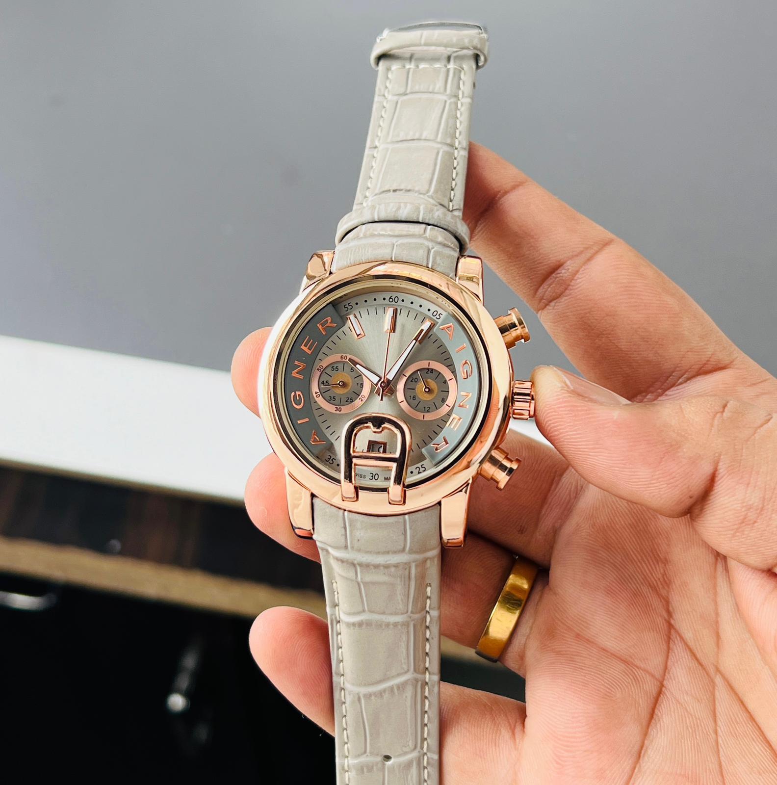 LUXURY AIGNER WATCH SarmanLuxury