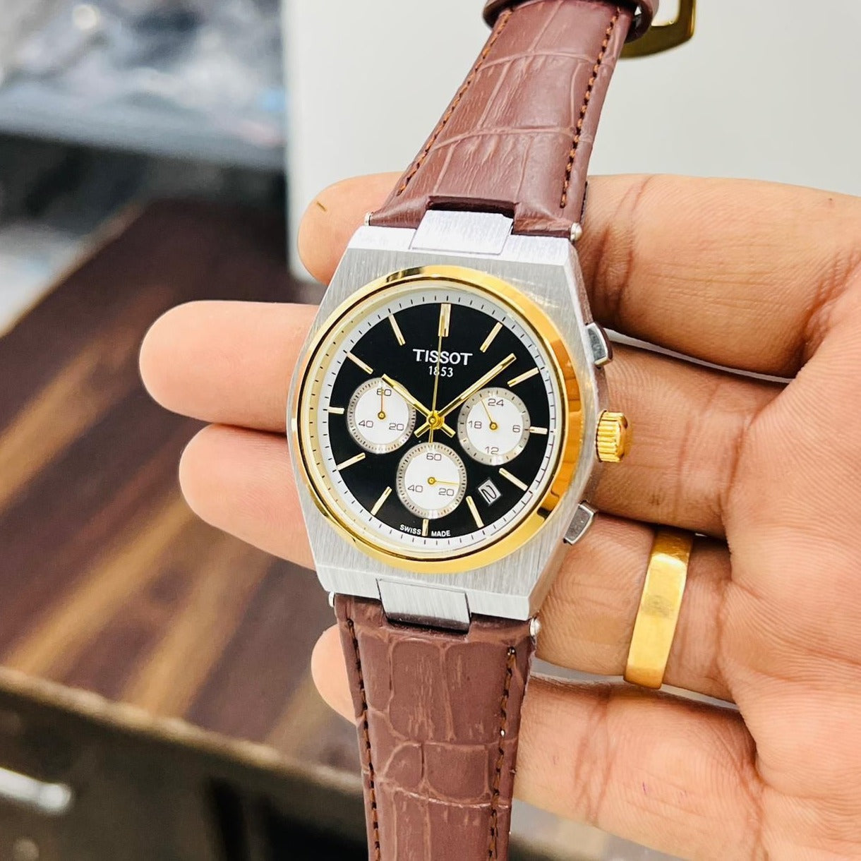 Amazing essential slim and evocate design Men's Watch - AmazingBaba