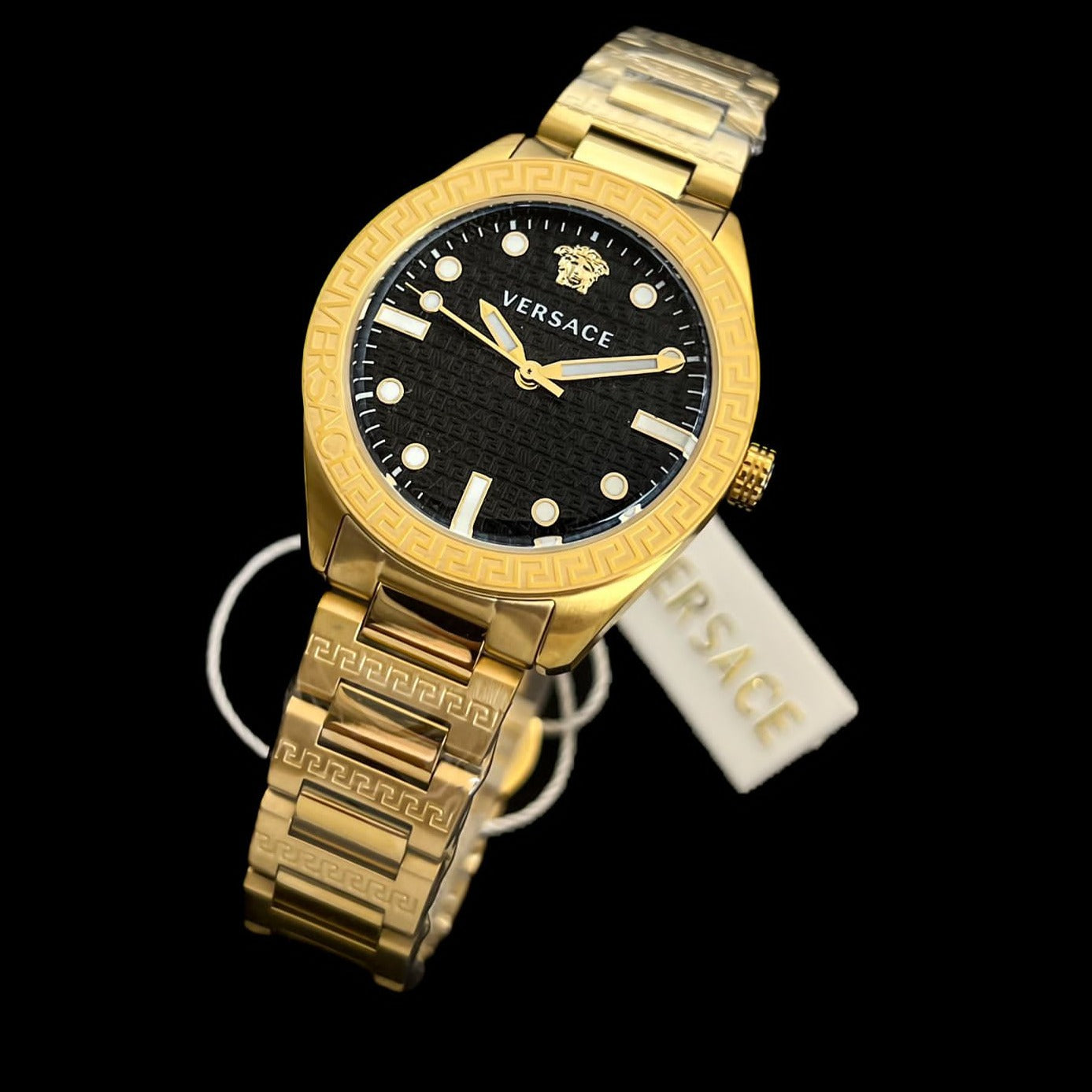 Amazing Iconic Dome Shape Black Dial watch - AmazingBaba