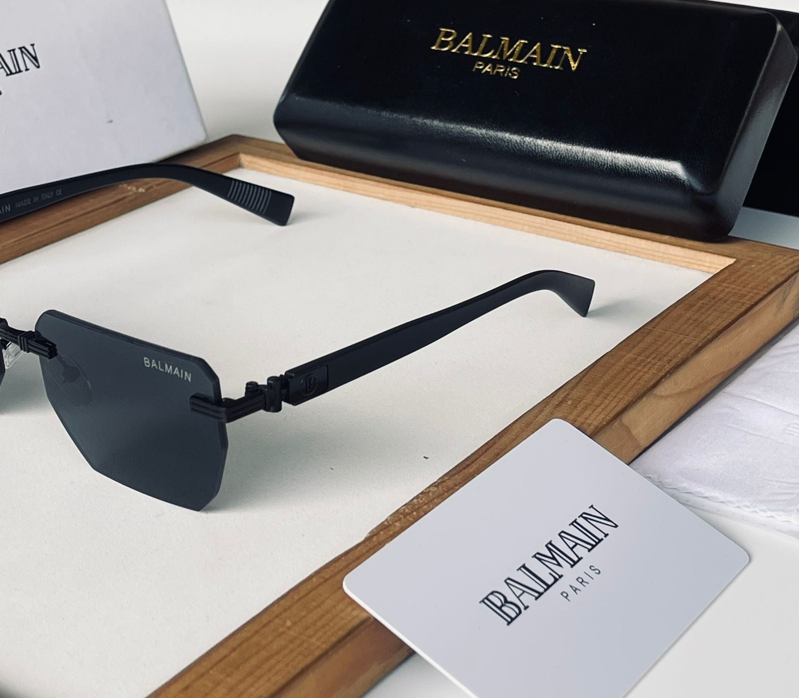 BALMAIN SUNGLASSESS