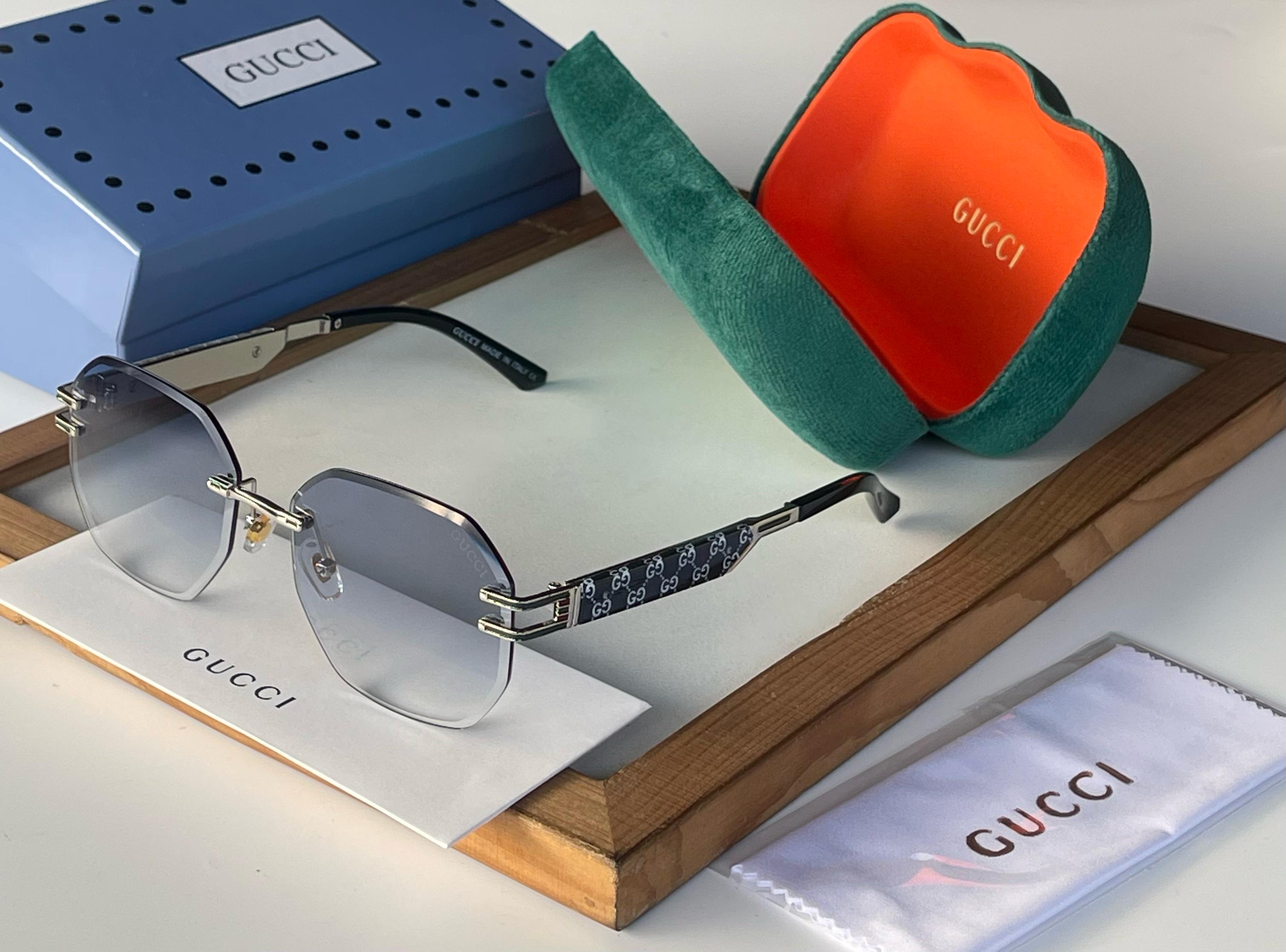 Gc Unisex sunglasses