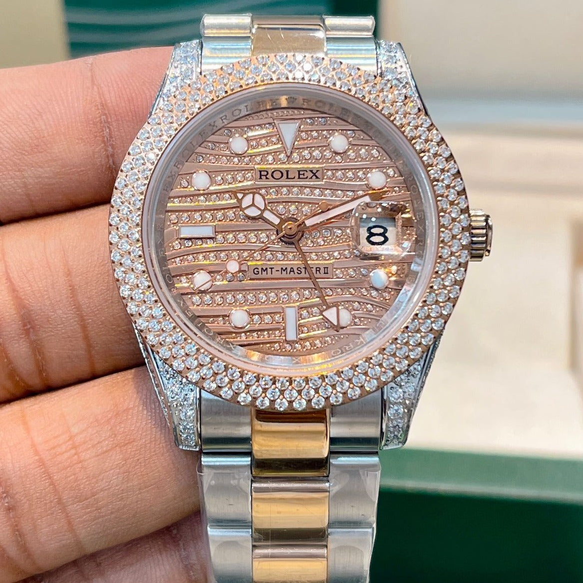 Amazing latest model Diamond Premium Men's watch - AmazingBaba