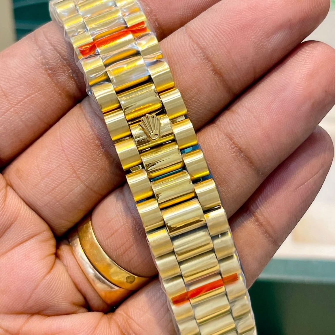 Amazing Salman Khan Gold Diamond Men's watch - AmazingBaba