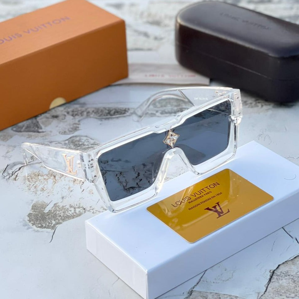 Amazing stylish pair of sunglasses - AmazingBaba