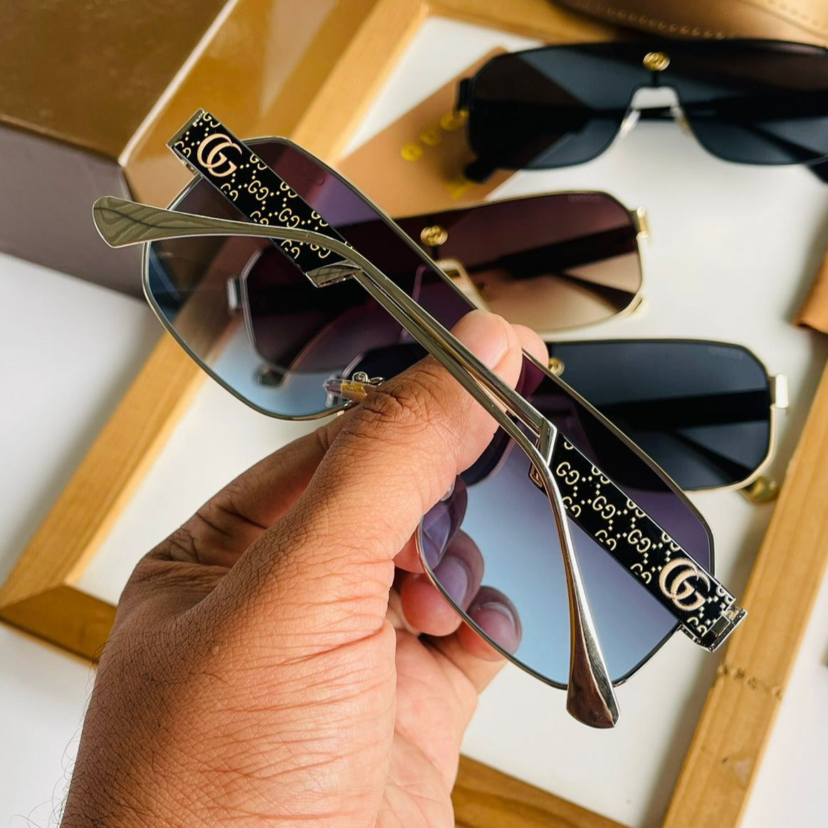 Amazing Unisex Model Sunglasses - AmazingBaba