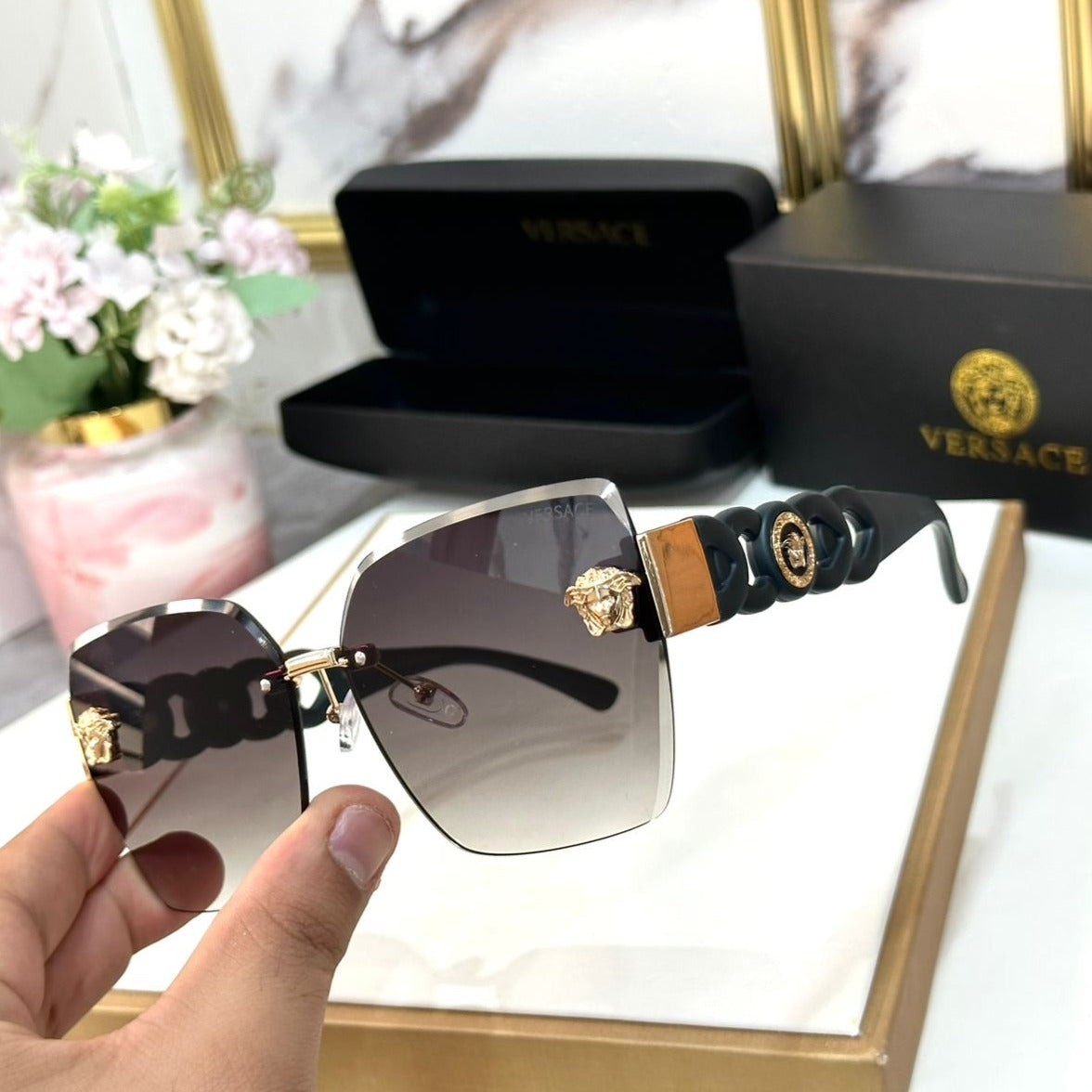 Amazing women's stunning sunglasses - AmazingBaba