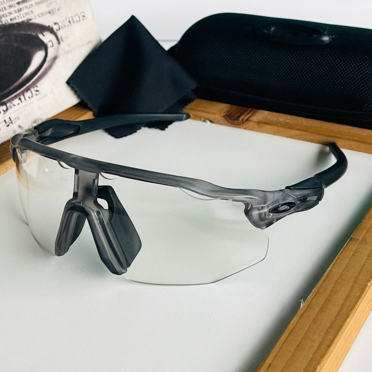 Oakley Premium Sunglasses - AmazingBaba