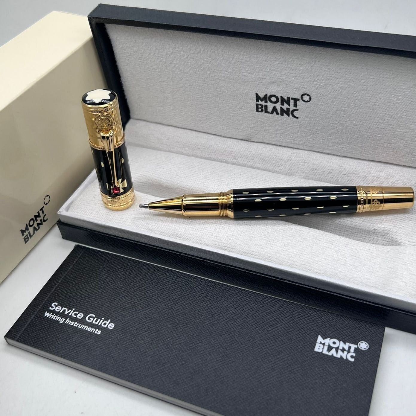 Mb Elizabeth edition pen - AmazingBaba