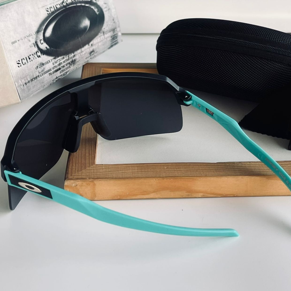 Oakley premium sports sunglasses - AmazingBaba