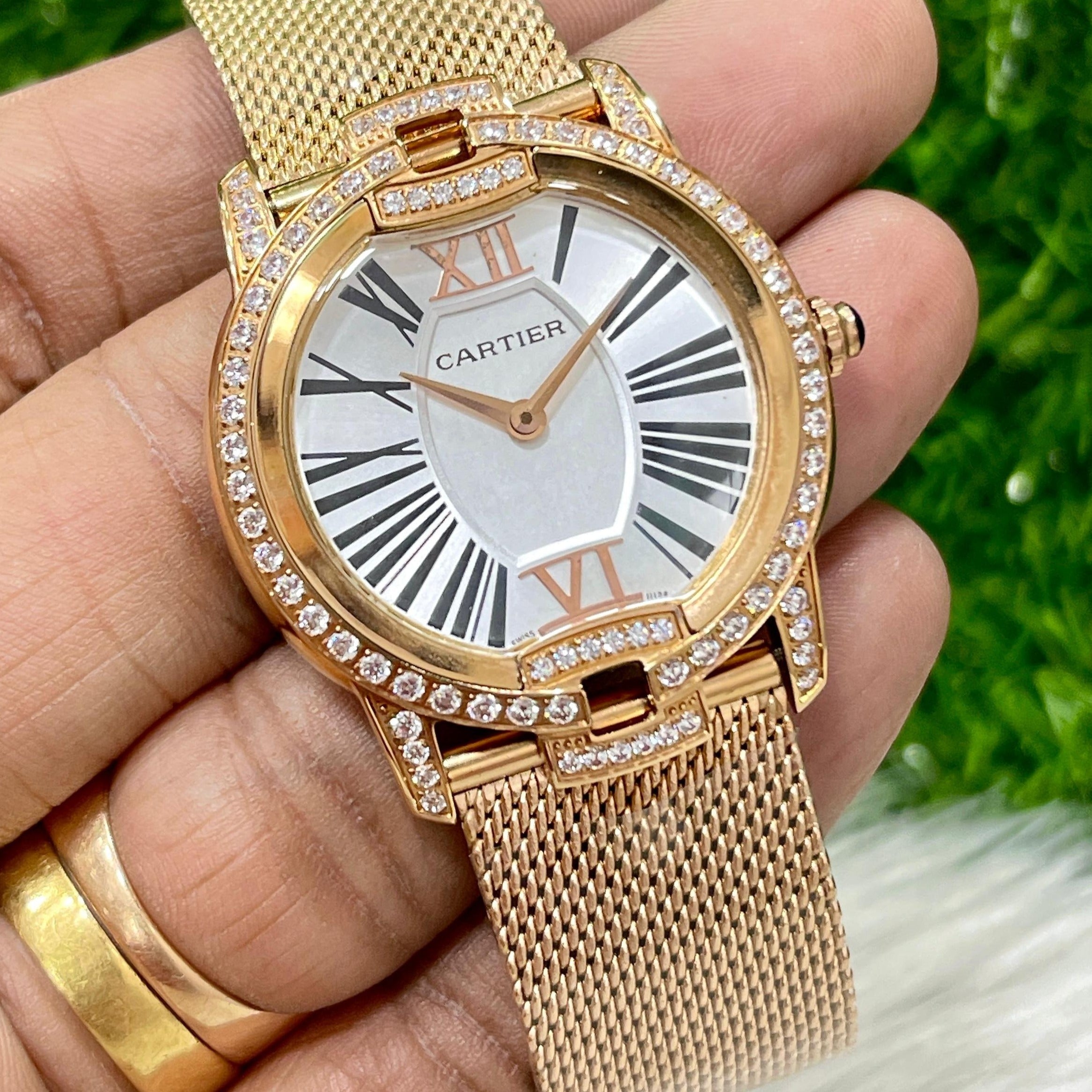 Amazing Premium Diamond Girls watch - AmazingBaba