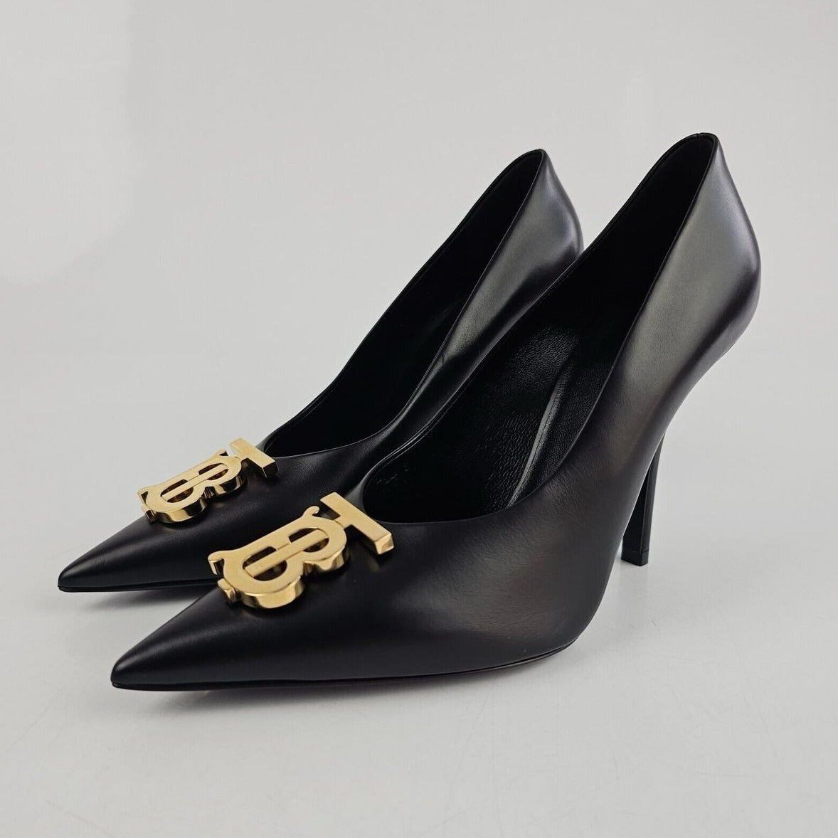 Amazing bburry Premium pumps - AmazingBaba