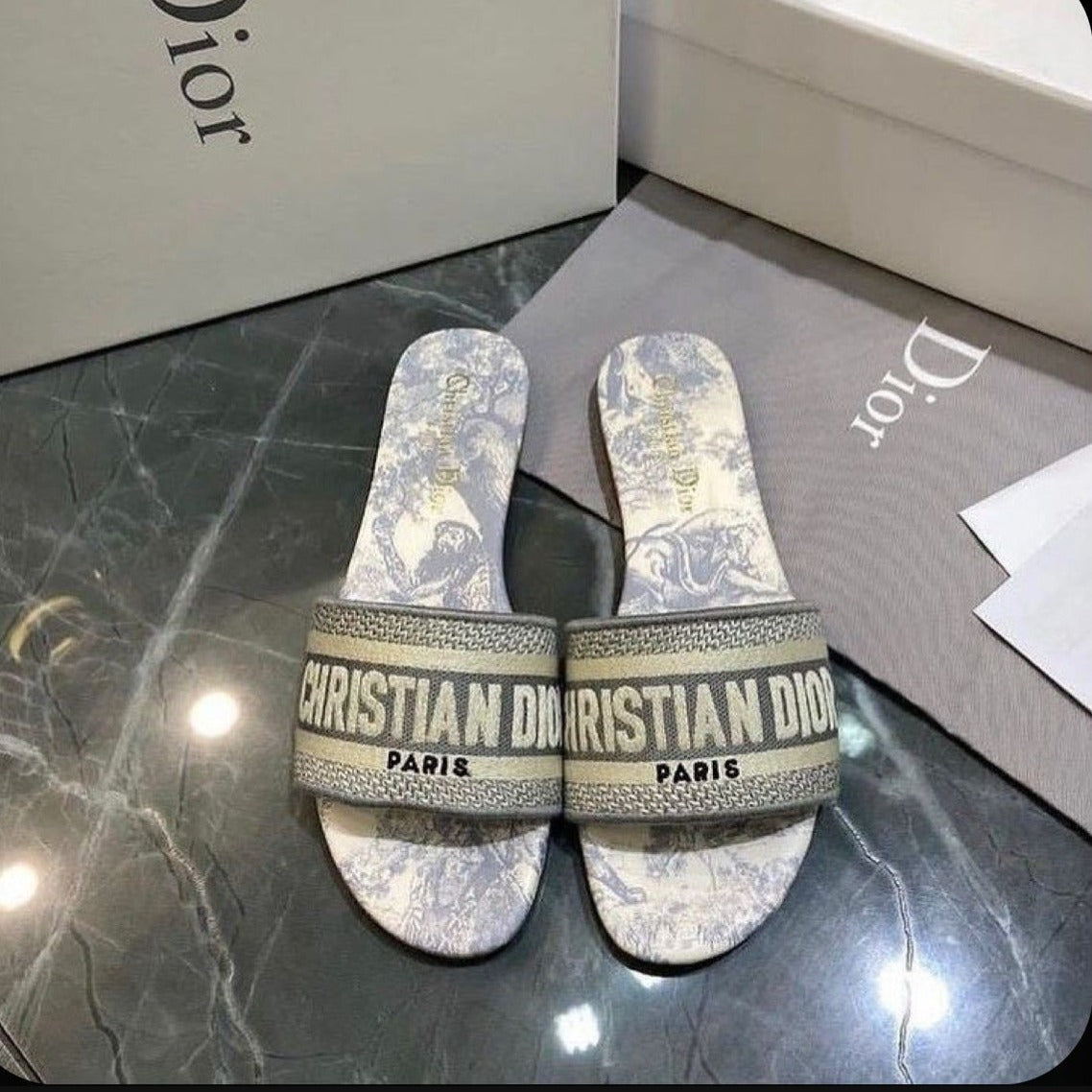 Cr Dor Dway Flats - AmazingBaba