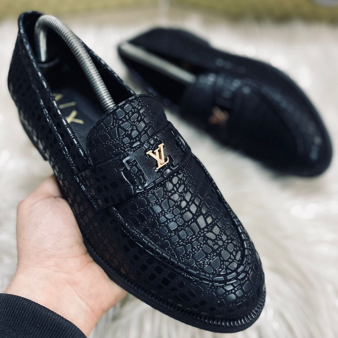 Lv premium quality Moccasins shoes - AmazingBaba