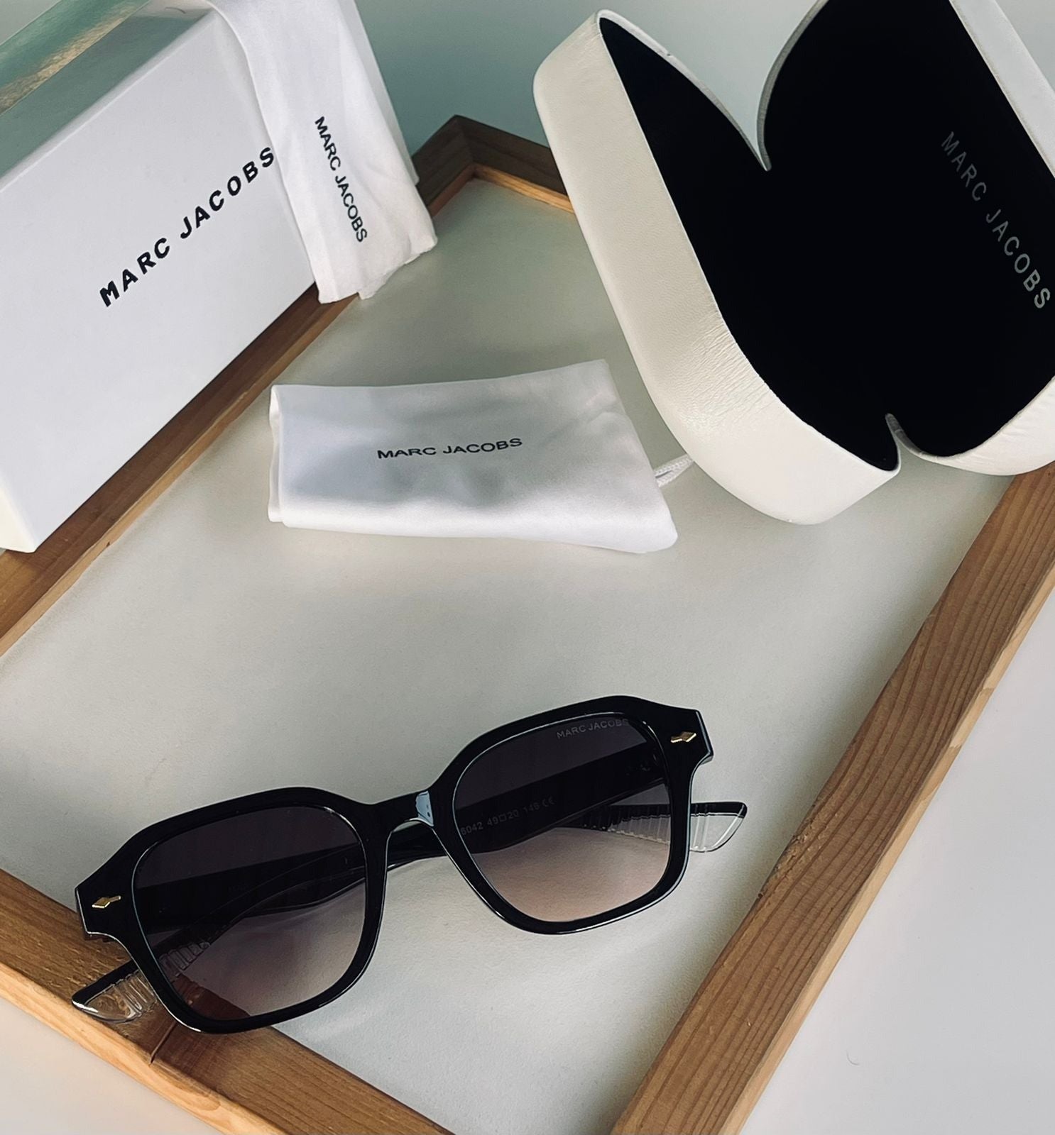 Mj Premium Quality Unisex Sunglasses - AmazingBaba