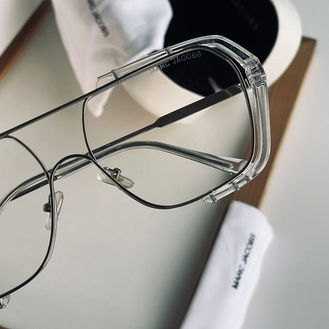 Amazing Premium mj Transparent Unisex lens sunglasses - AmazingBaba