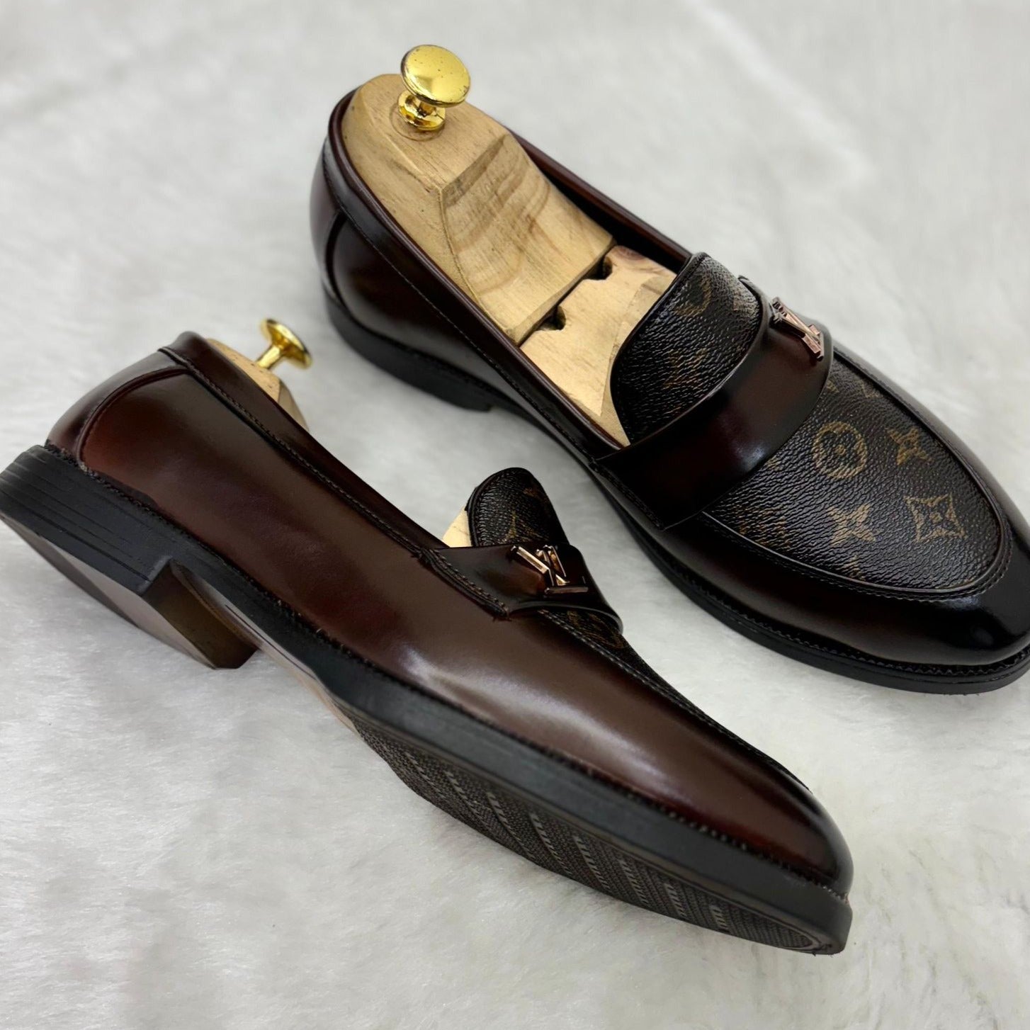 Lv premium unisex luxury loafers shoes - AmazingBaba