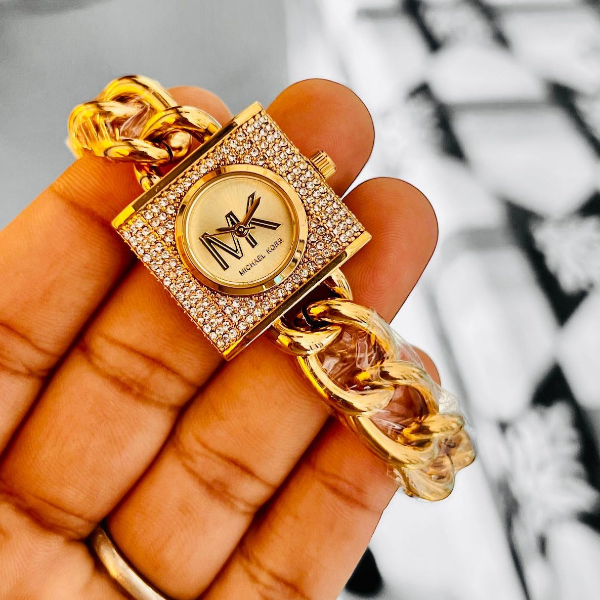 Amazing Sunray Gold daimad dial  watch - AmazingBaba