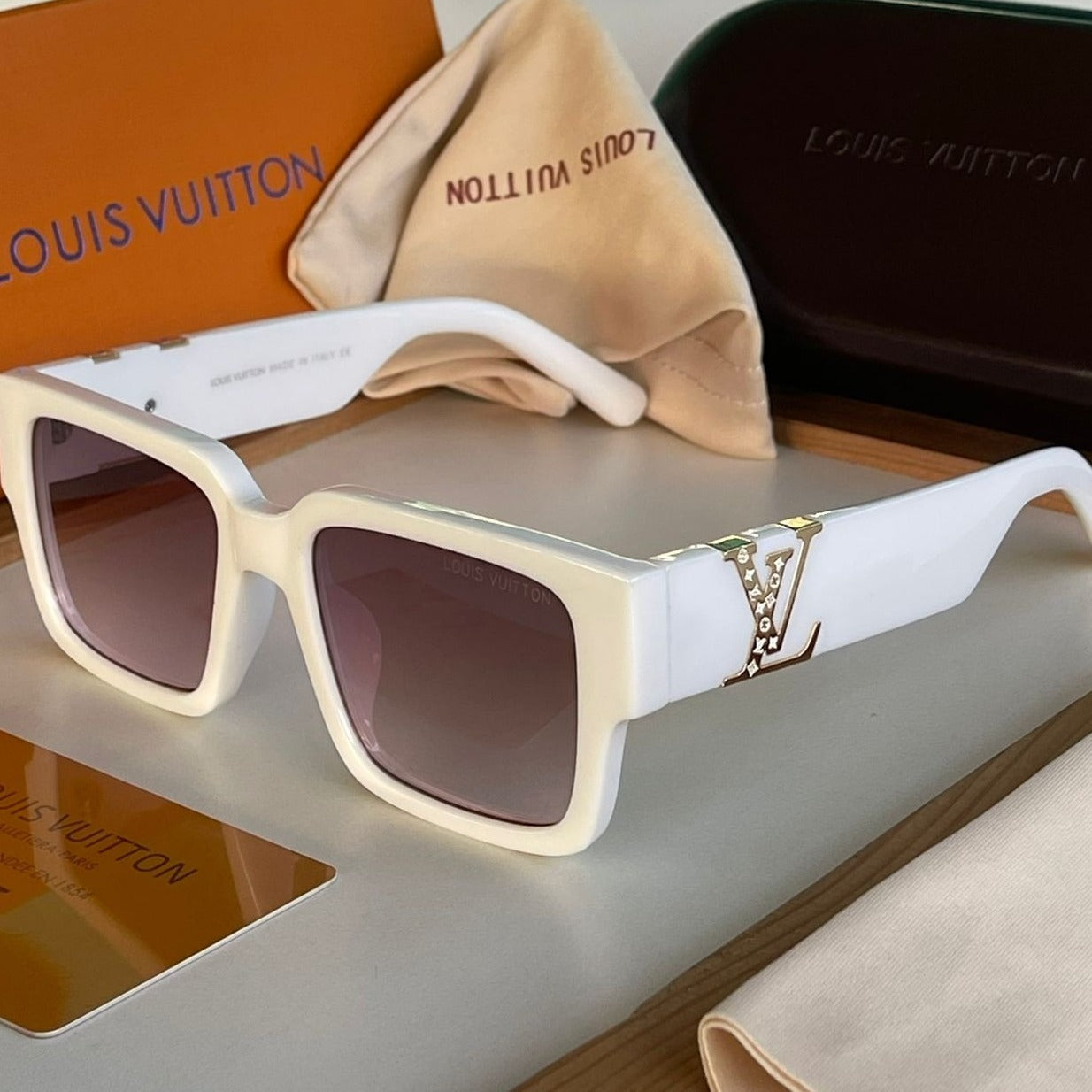 Lv premium quality Unisex Sunglasses - AmazingBaba