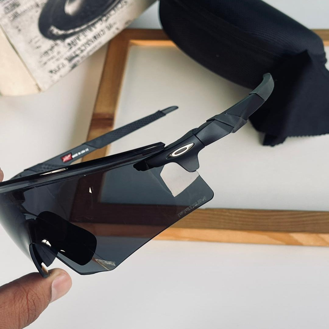 Oakley Premium Quality Sunglasses - AmazingBaba