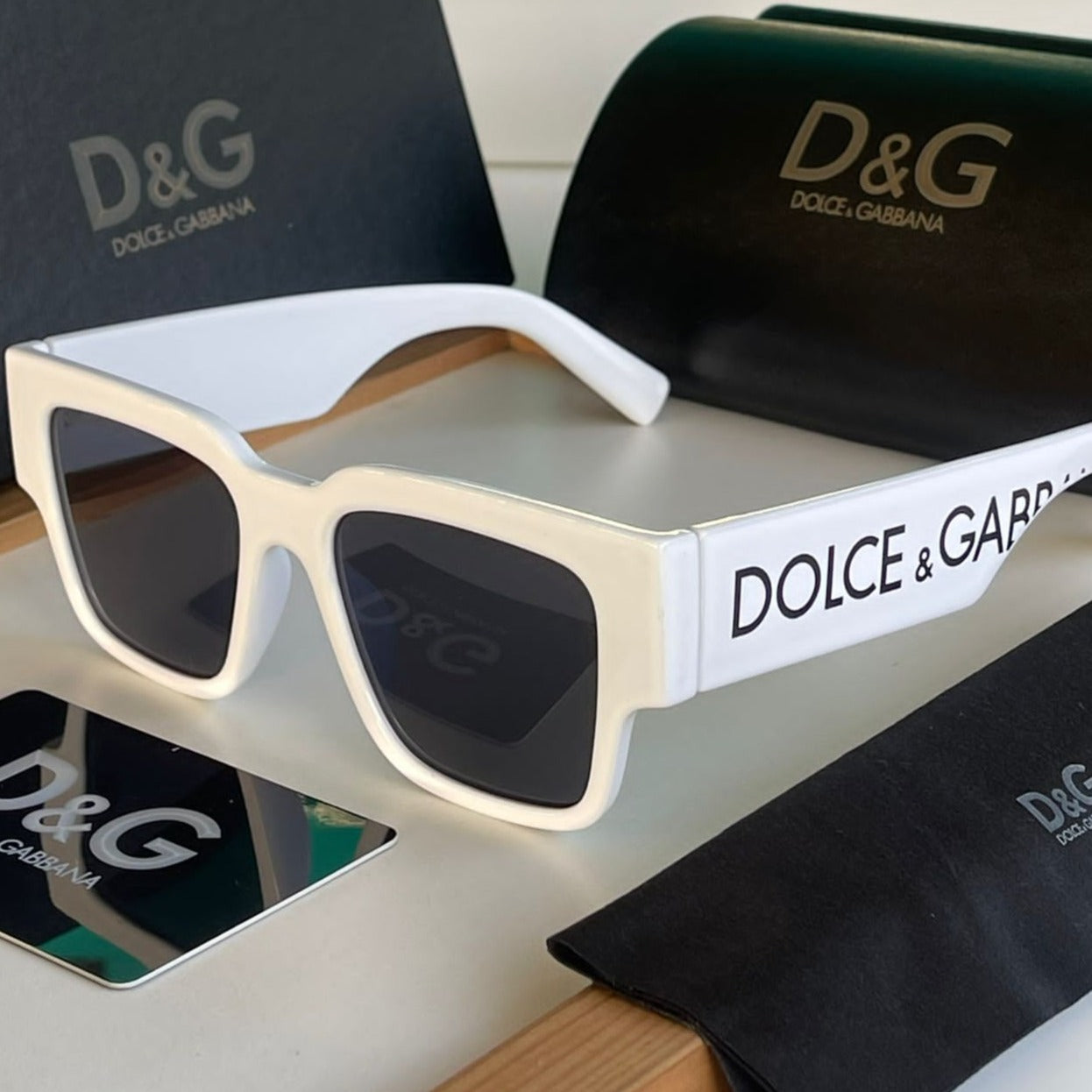 Dg premium Unisex Sunglasses - AmazingBaba