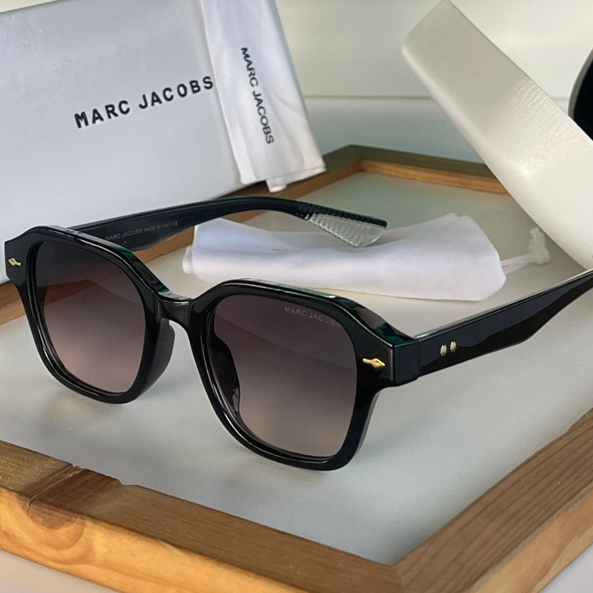 Mj Premium Quality Unisex Sunglasses - AmazingBaba