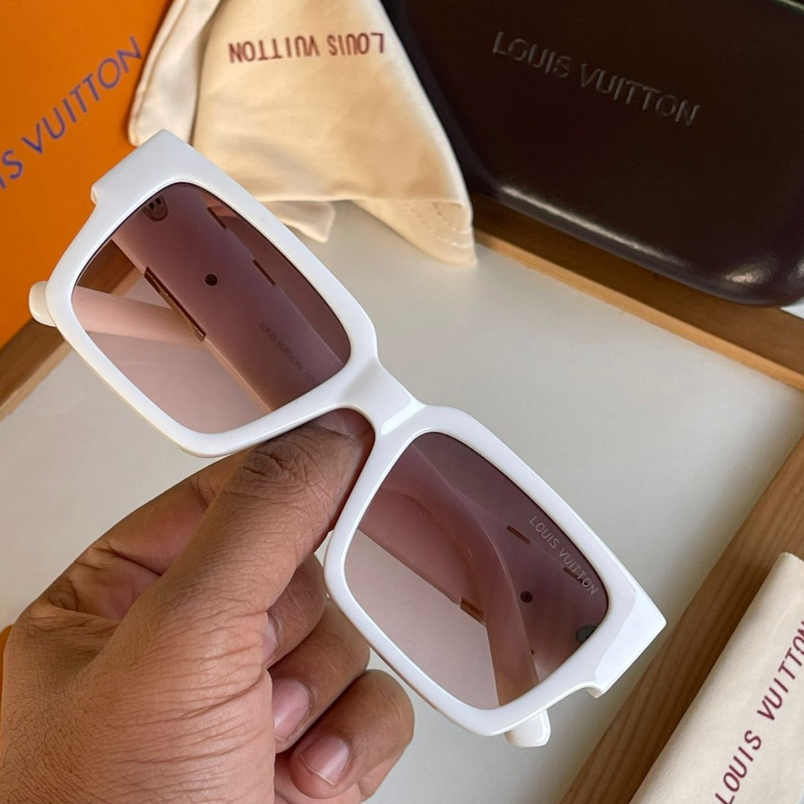 Lv premium quality Unisex Sunglasses - AmazingBaba