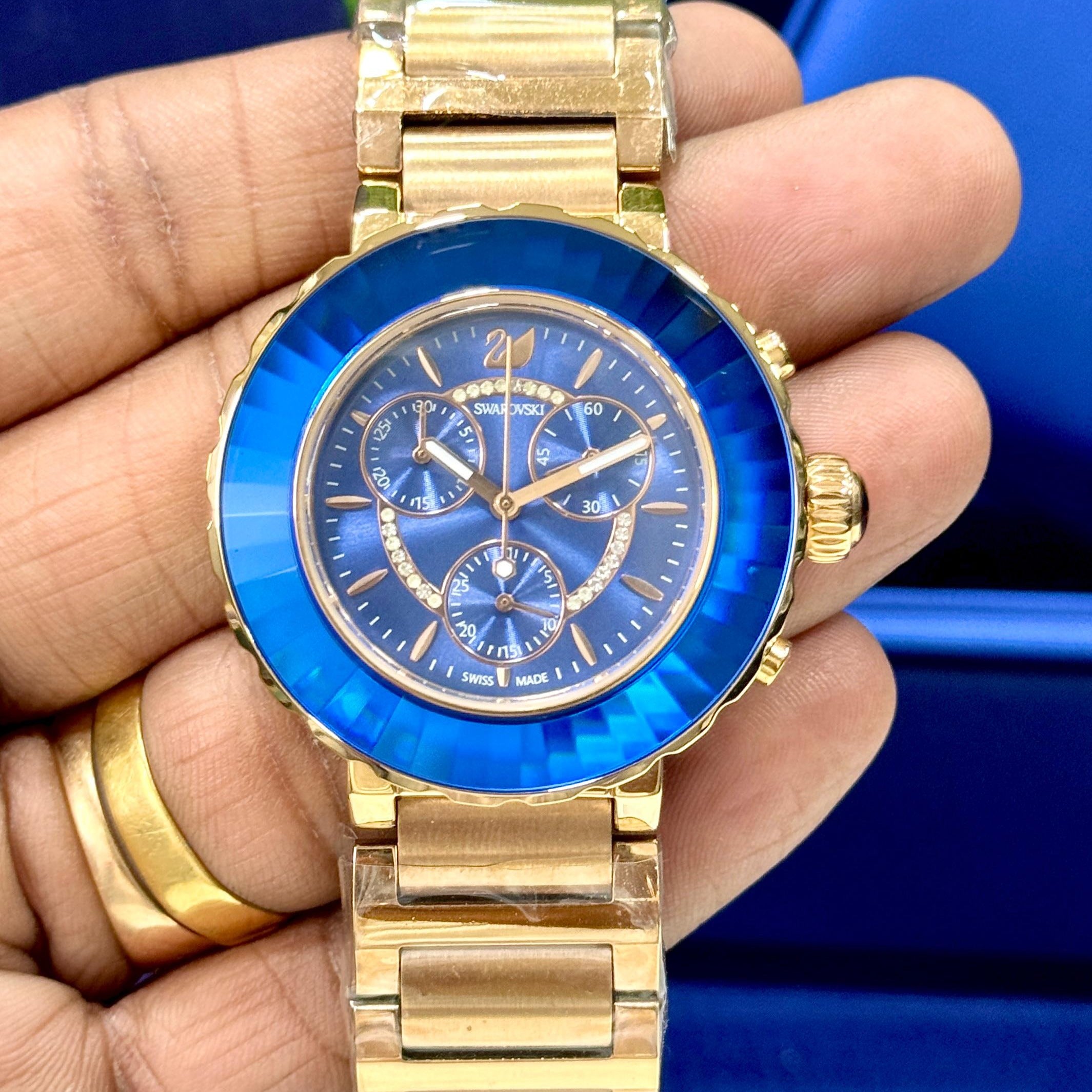 Amazing Srwski crystal ladies watch