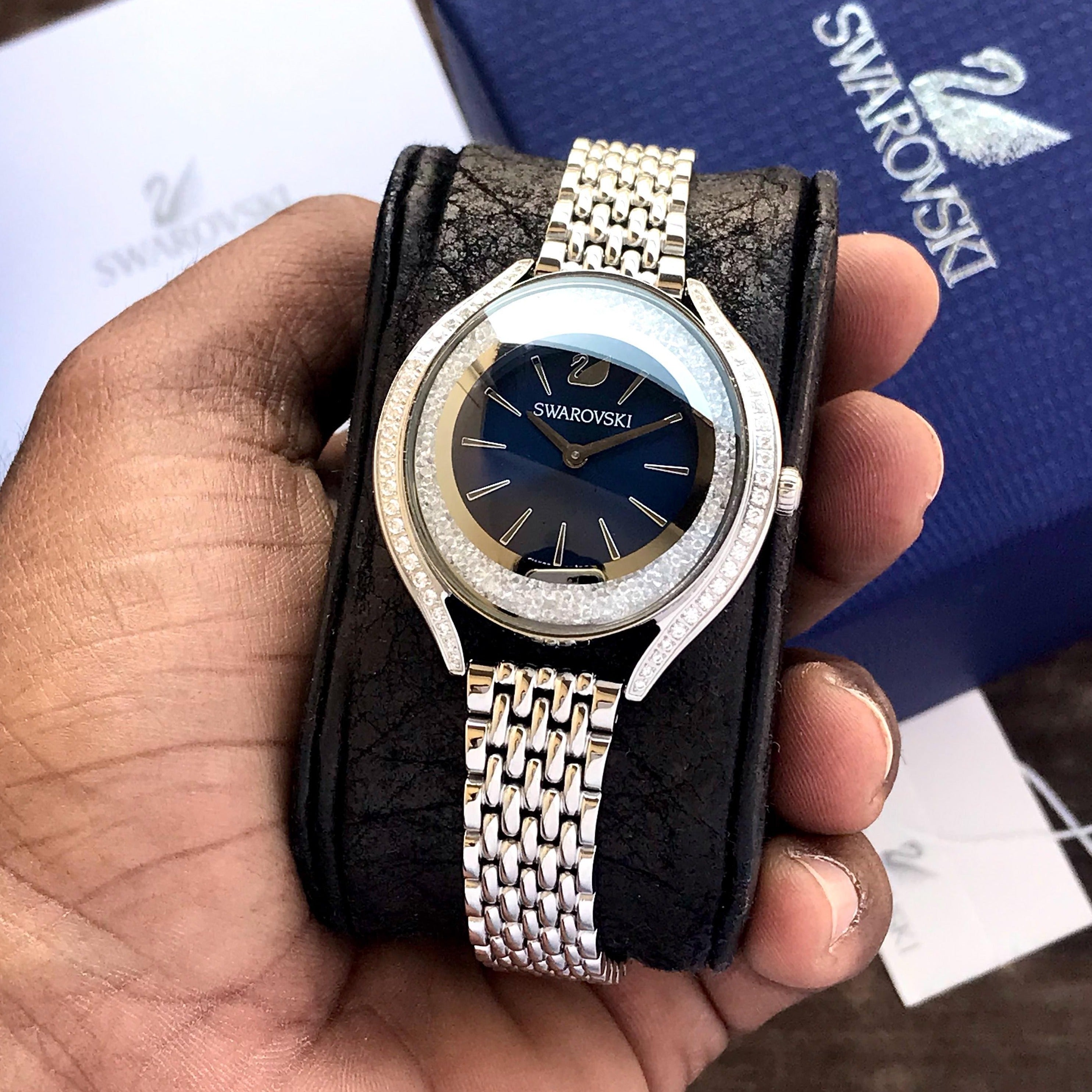 Amazing crystalline aura premium watch - AmazingBaba