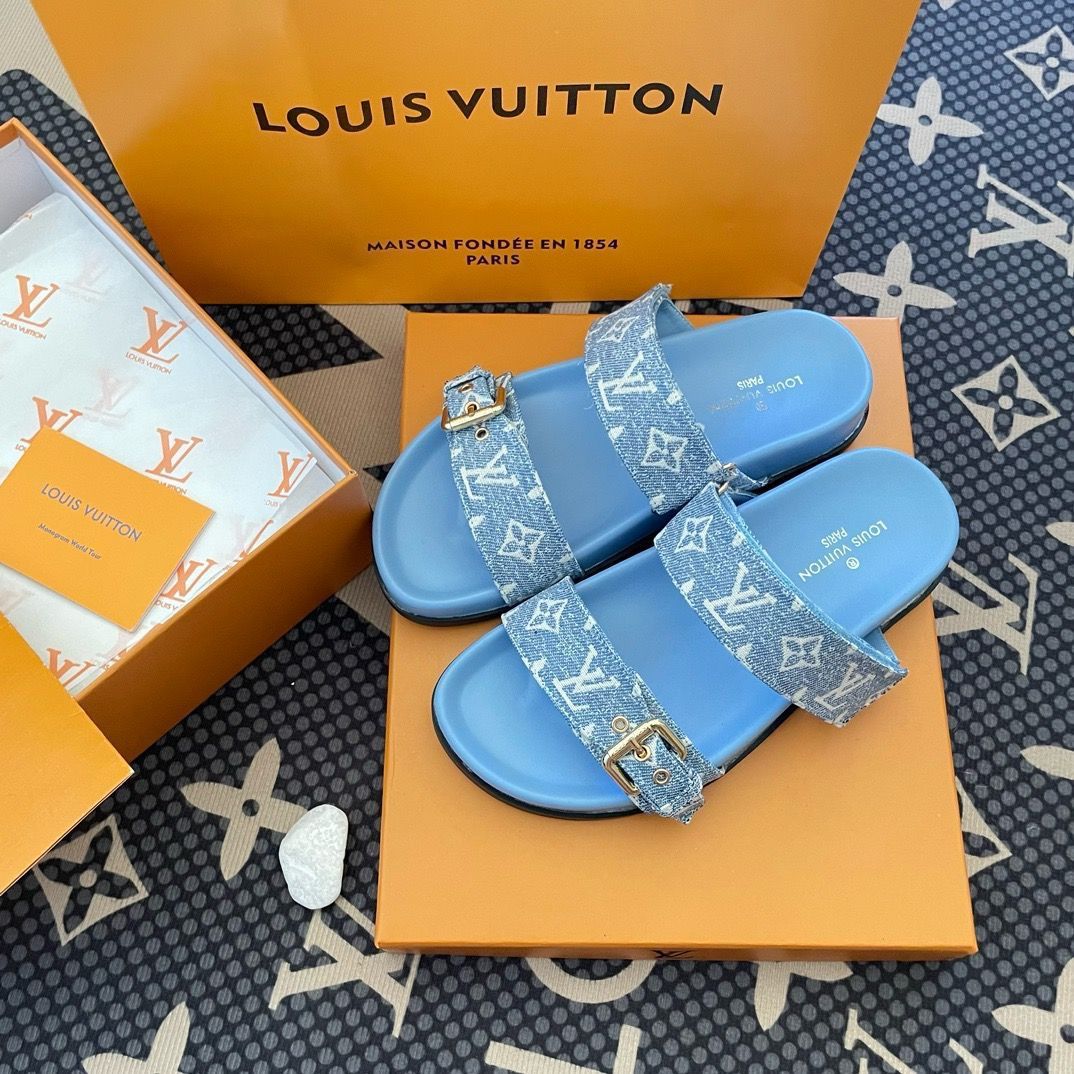 Lv sandals