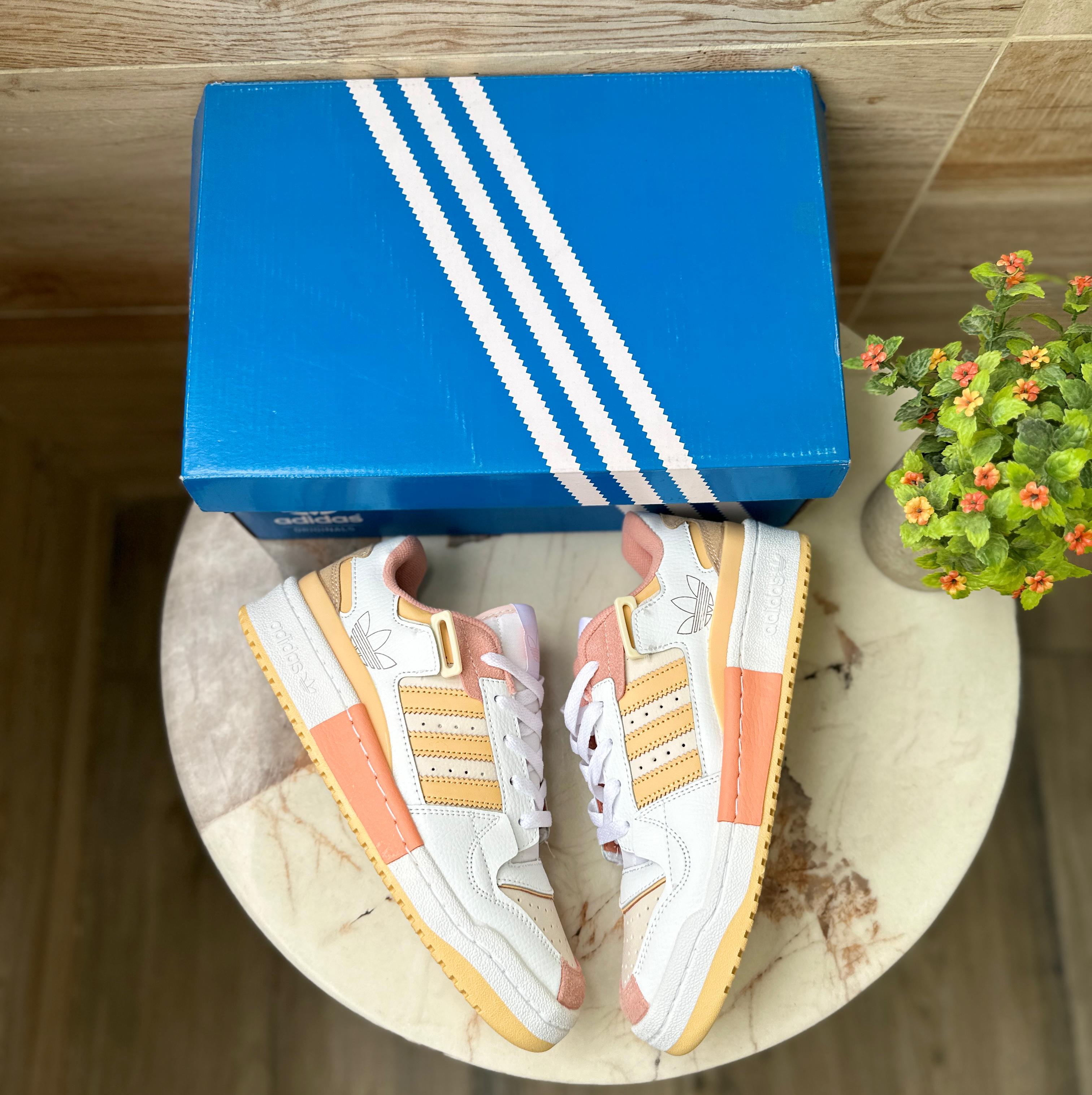 Ad Forum Exhibit girls shoes - AmazingBaba