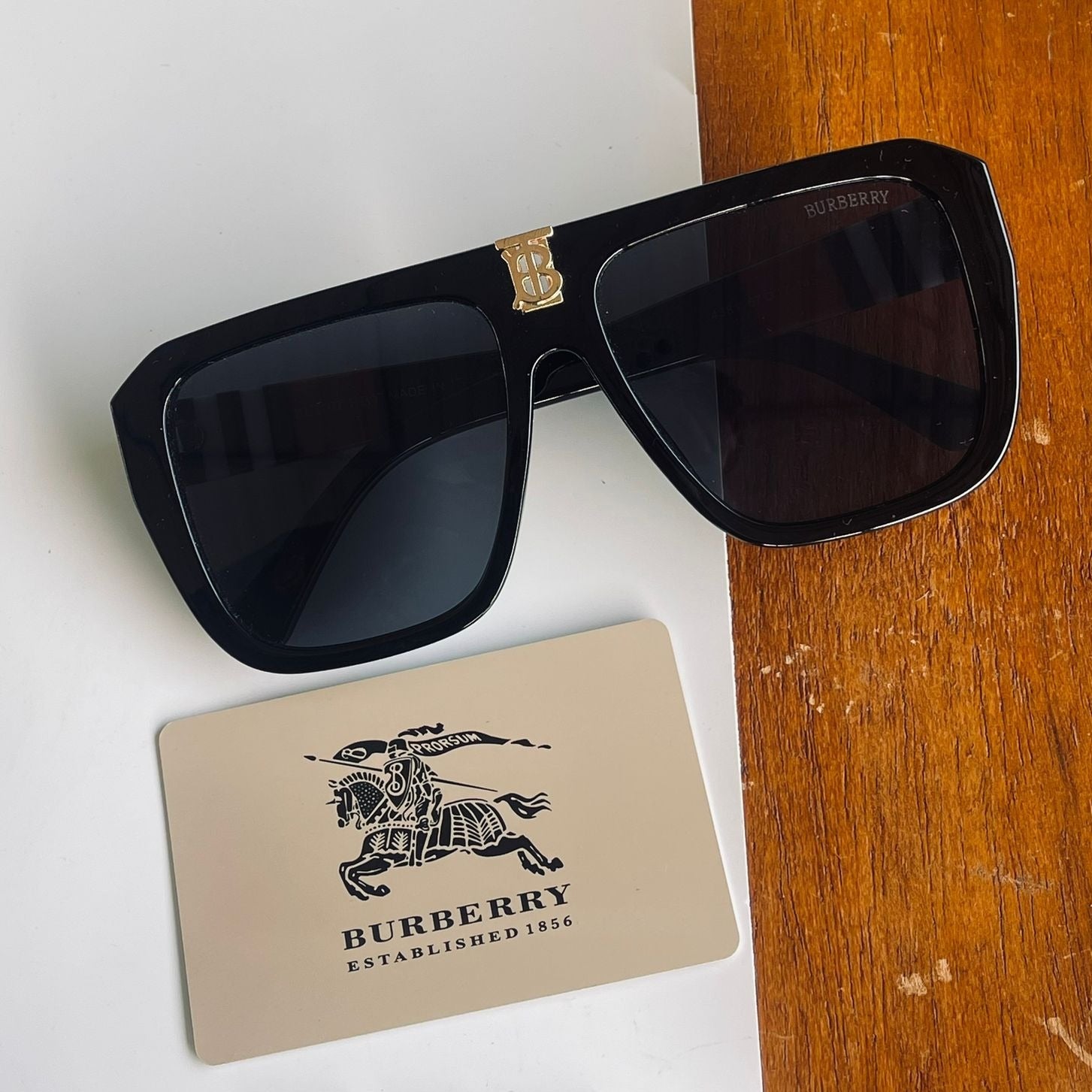 Brbury Premium Unisex Frames sunglasses - AmazingBaba