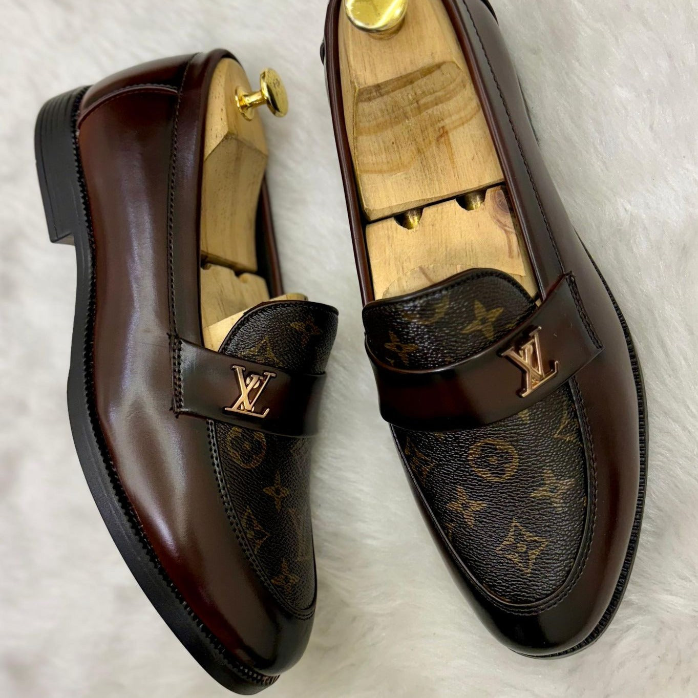 Lv premium unisex luxury loafers shoes - AmazingBaba